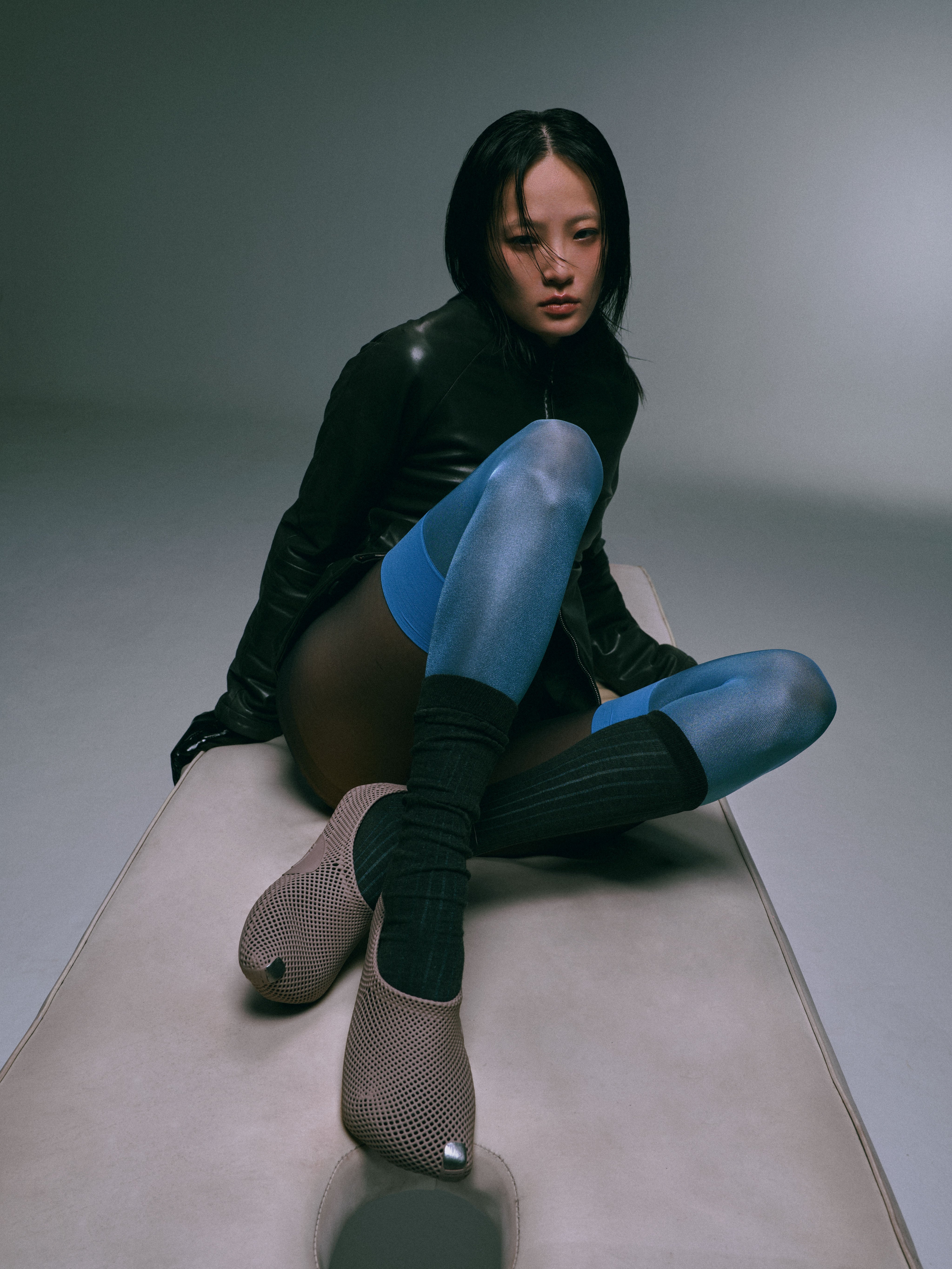 DERMIS BAREFOOT NUDE