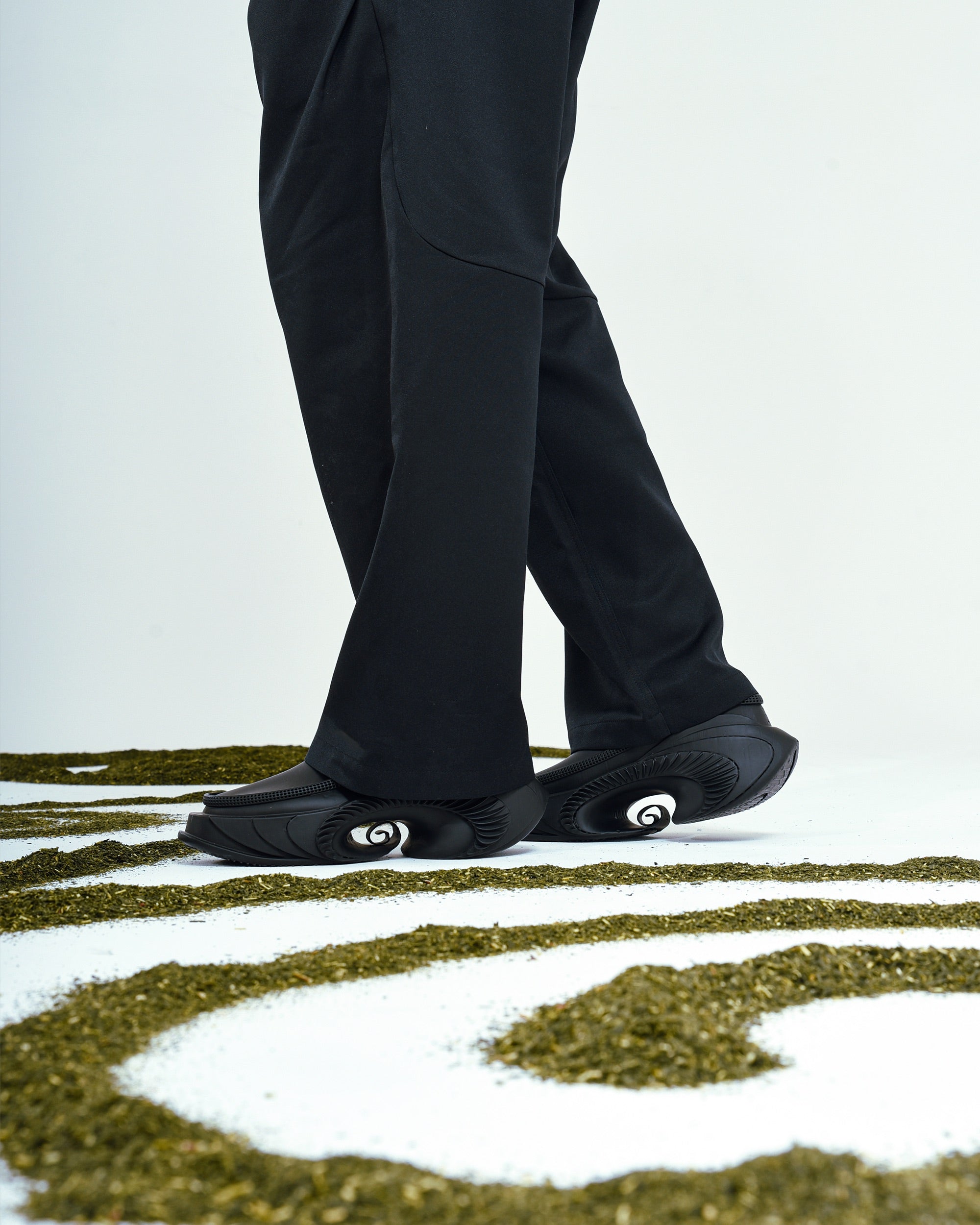 SPIRALIS LOAFER CHARCOAL
