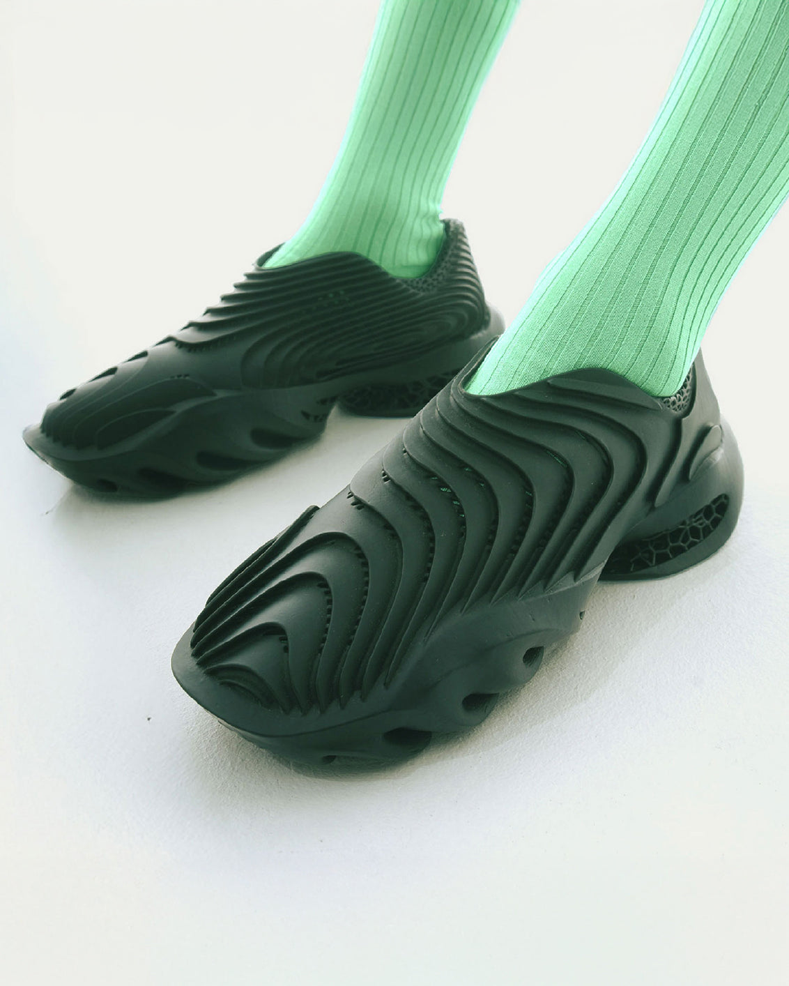 STRATUM FANG CHARCOAL