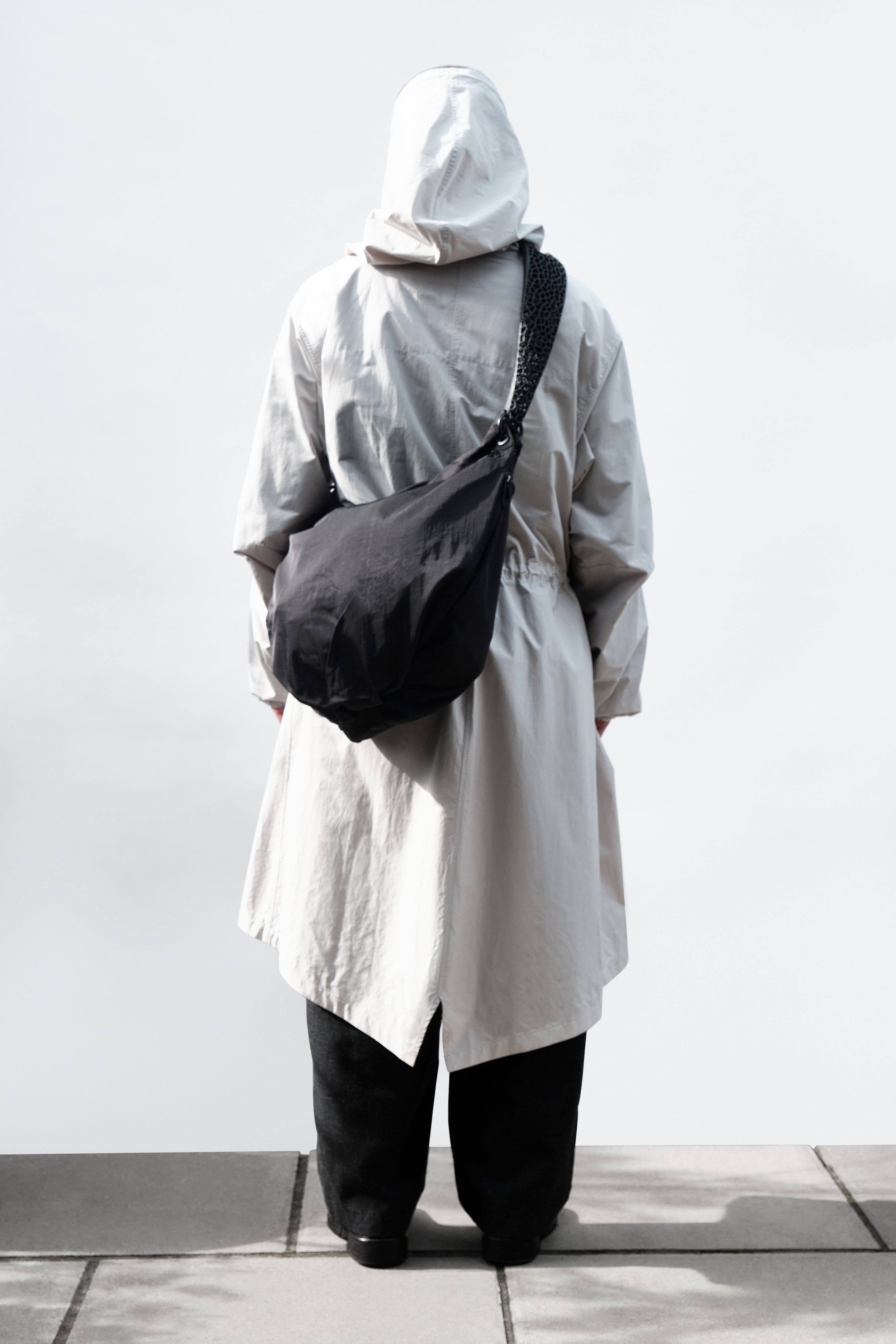 NEBULA SLING BAG