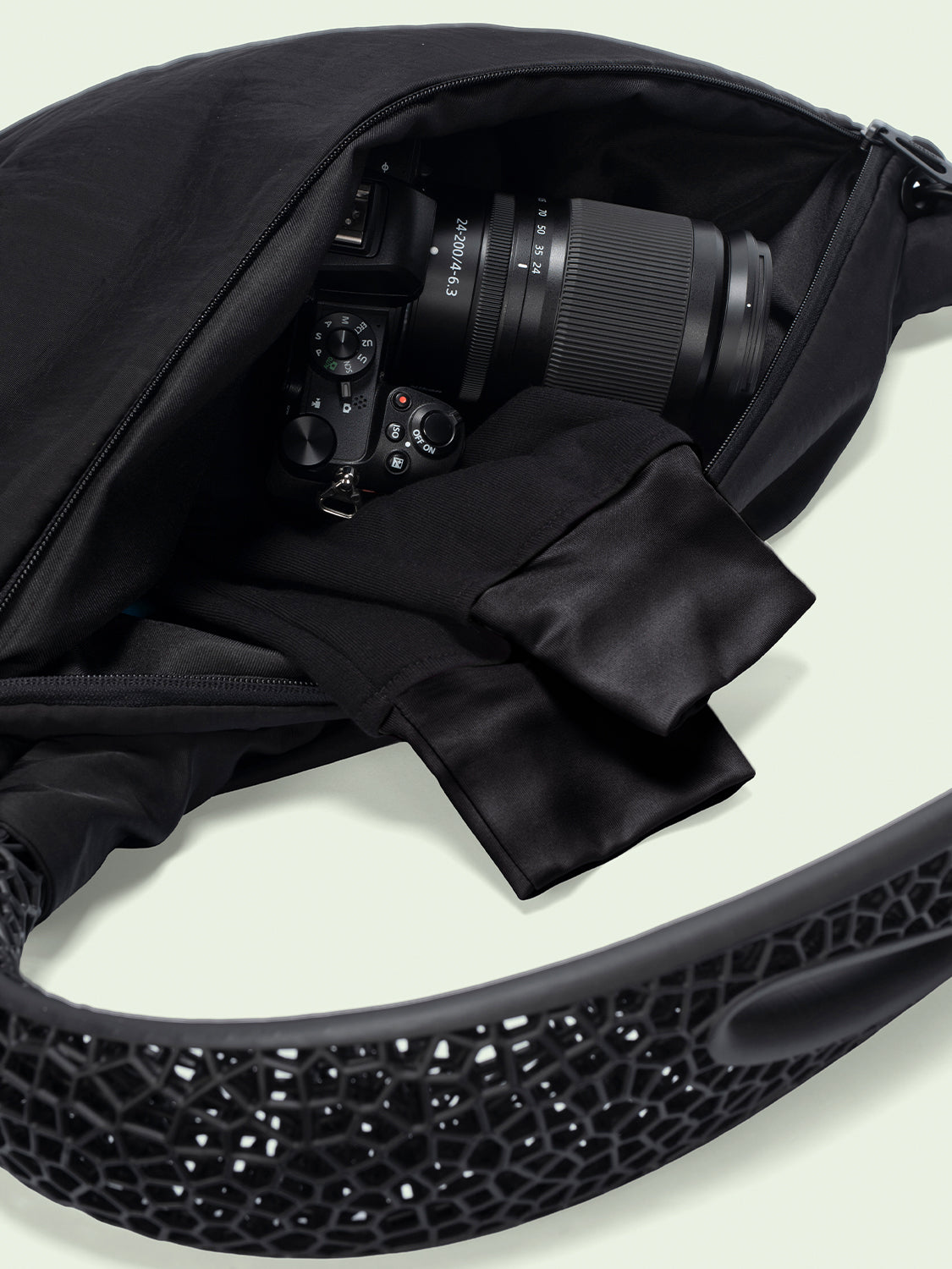 NEBULA SLING BAG