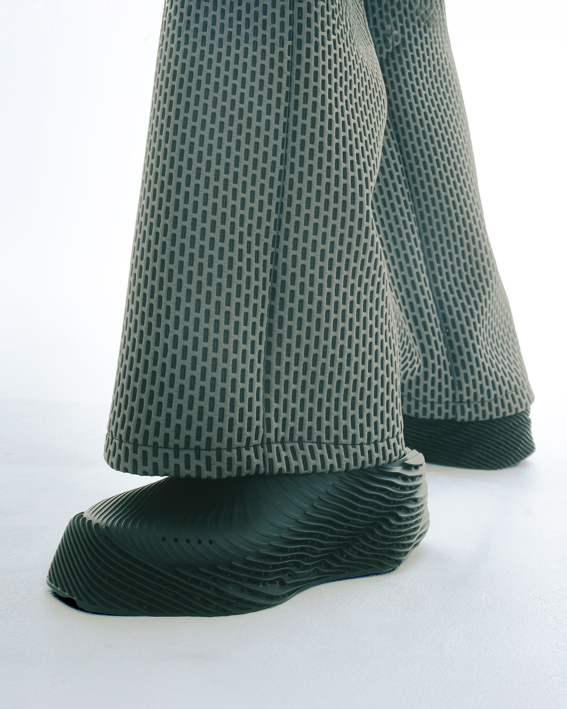 STRATUM MULE CHARCOAL
